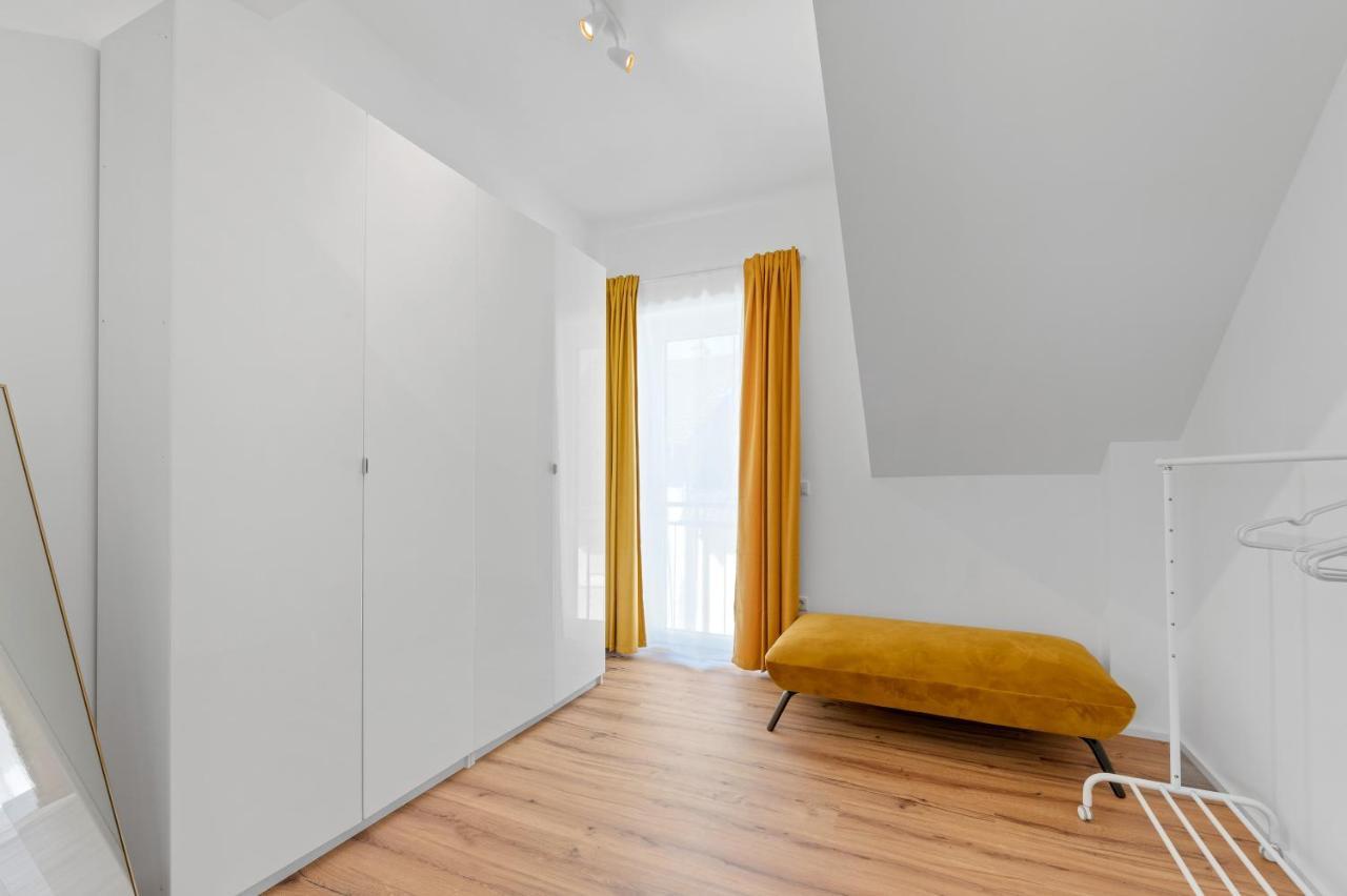 Golden Home With Barbecue, Yoga, Football Table 辛斯海姆 外观 照片